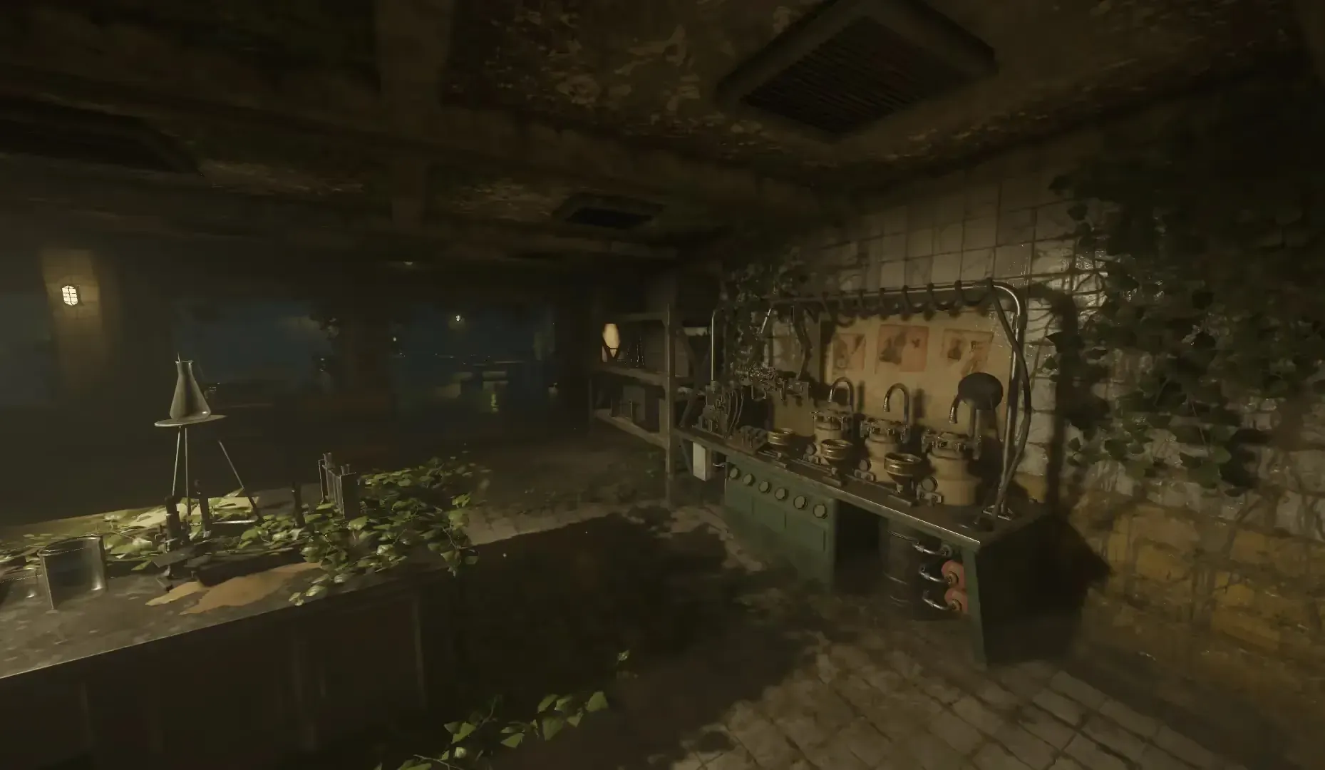 Build KT-4 at this lower bunker bench.