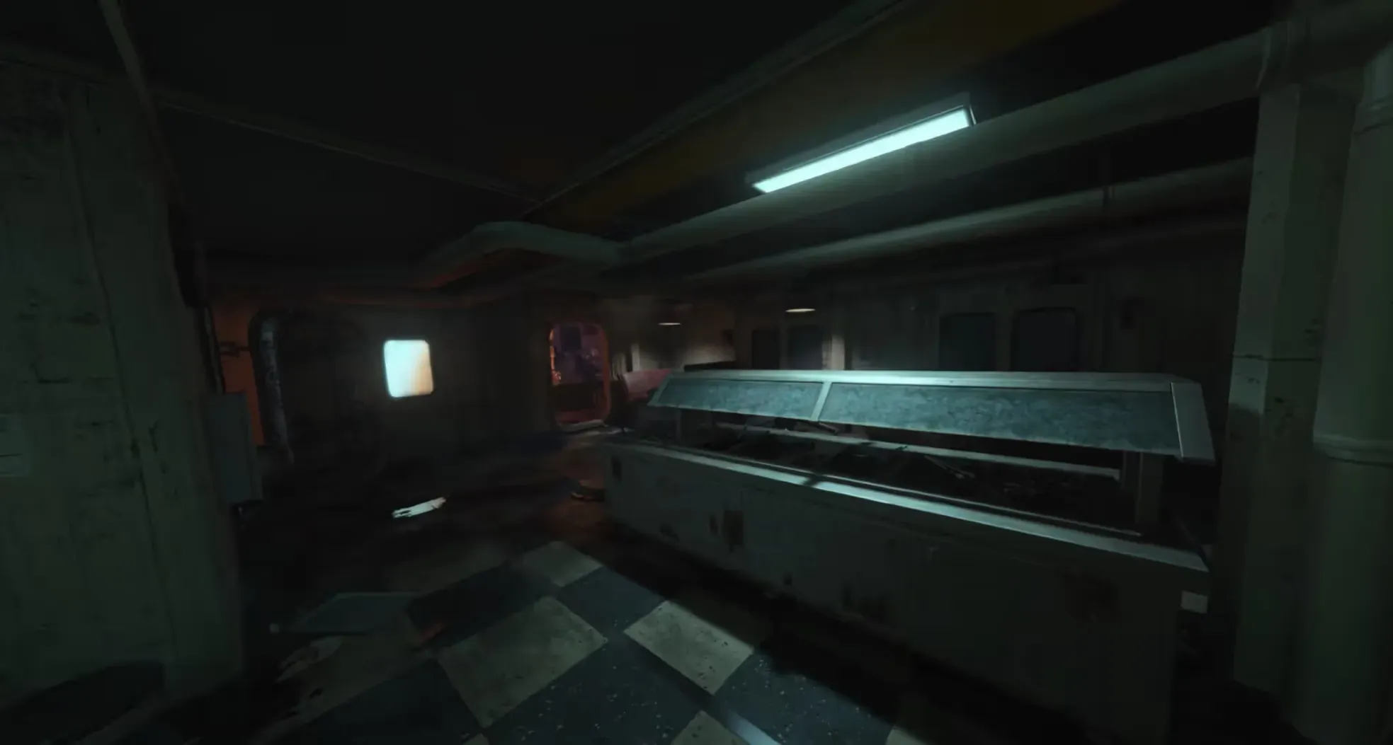 Gangway — kitchen counter