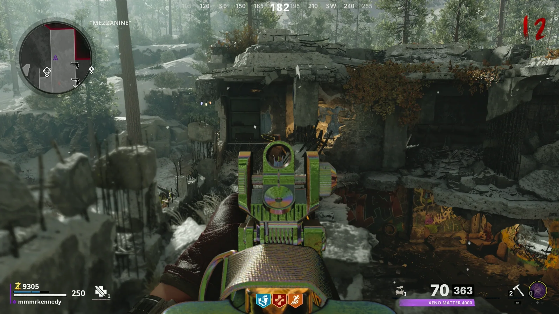 Pull this canister toward you with alternate fire